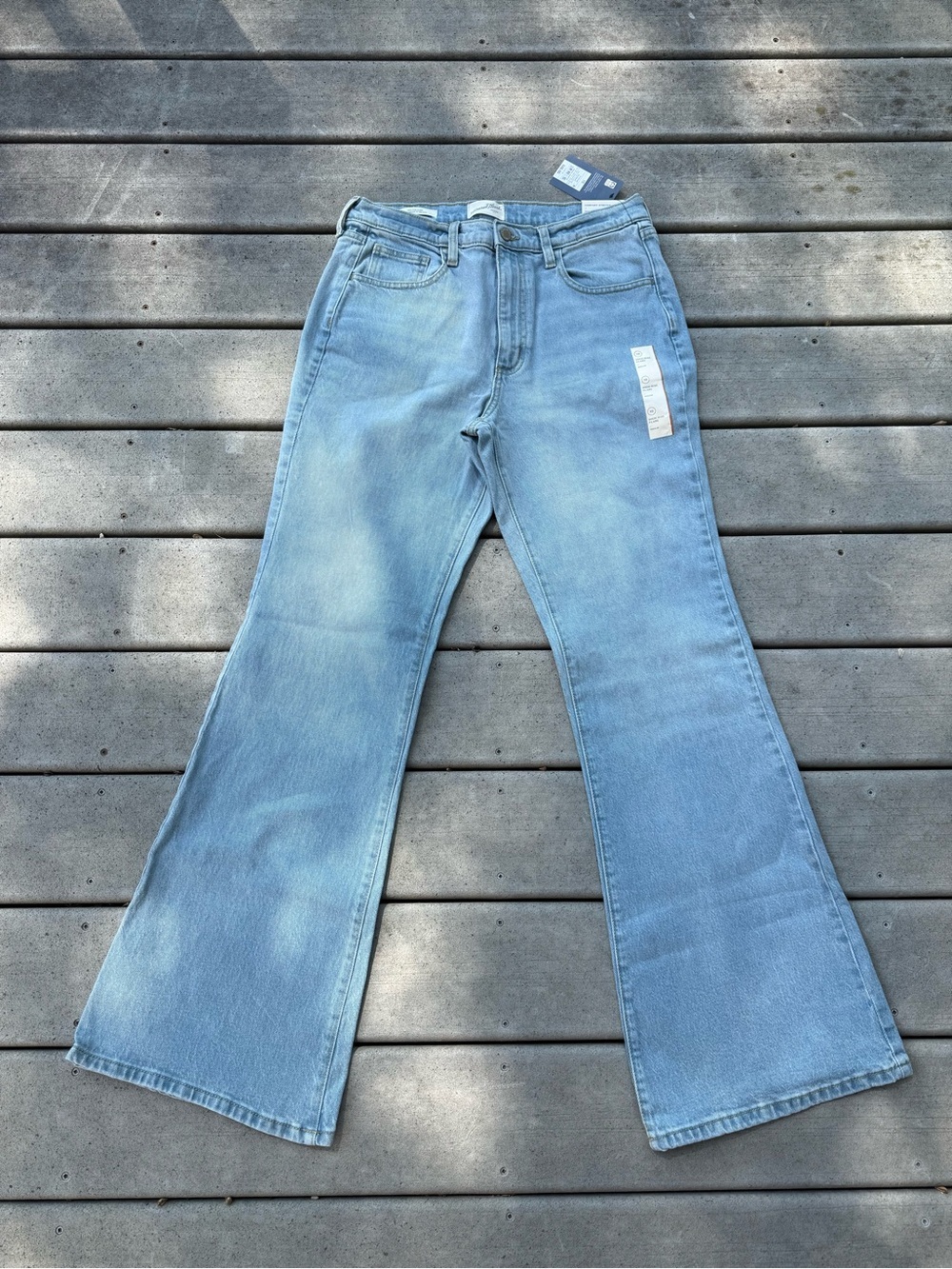 Universal Thread Light Blue Wash High-Rise Flare Size 10 Jeans 78% Cotton